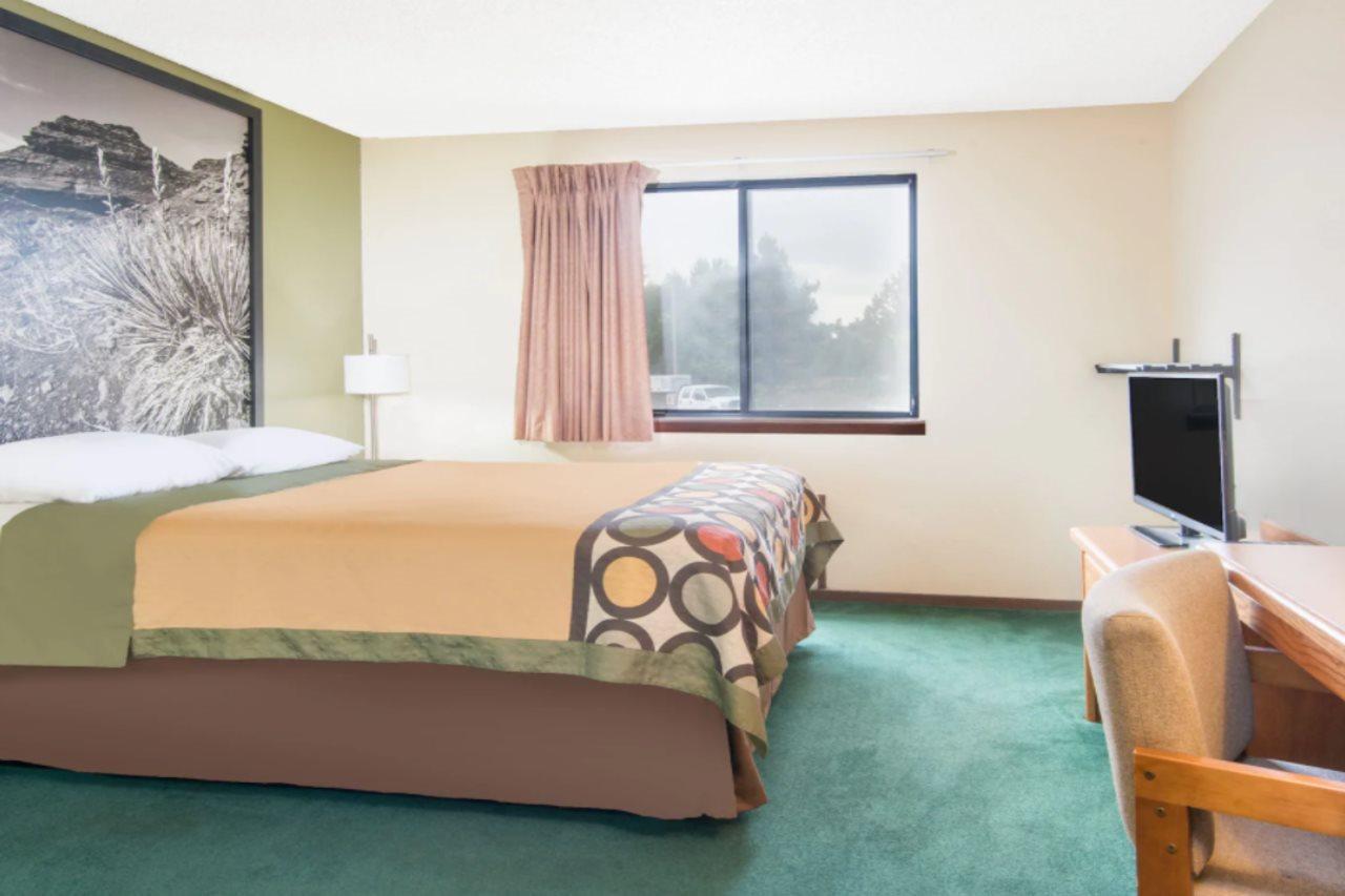 Super 8 By Wyndham Buffalo Luaran gambar